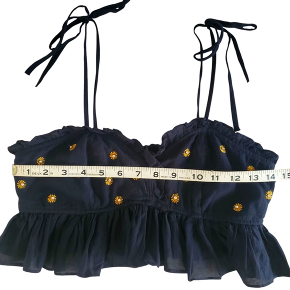 🔥FREE PEOPLE Intimately Free On A Star‎ Black Rhinestone Ruffle Cropped Cami  S - Picture 10 of 11